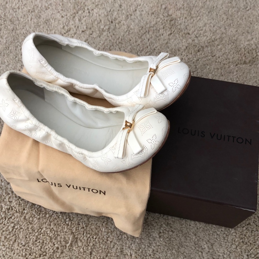 LV Elba leather flats